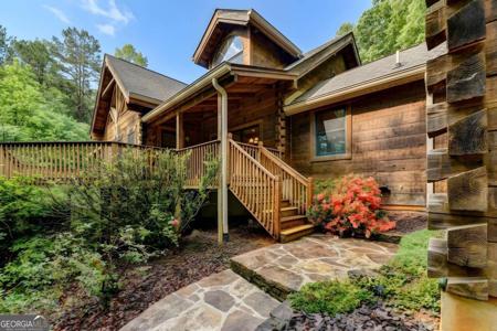 82 Walnut Grove Lane, Tiger GA 30576