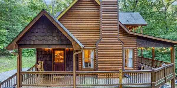 307 Bent Wood Lane, Blue Ridge GA 30513