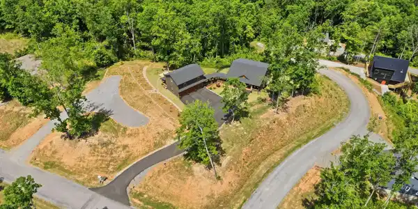 131 Jakes Landing Drive, Ellijay GA 30540