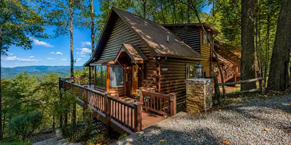1225 Walnut Ridge, Ellijay GA 30536