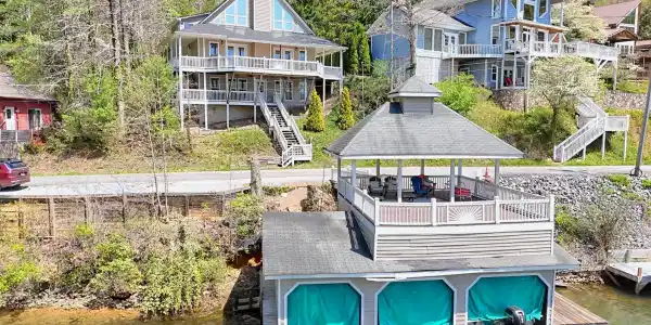 400 Timpson Cove Road, Clayton GA 30525