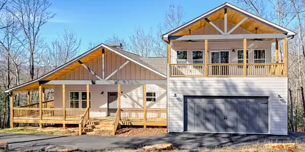 341 Abby Lane, Clayton GA 30525