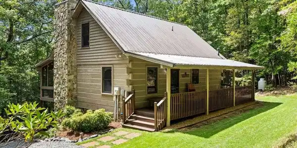 219 RIDGE TOP Lane, Blue Ridge GA 30513