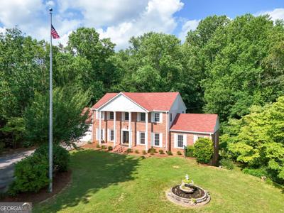 60 Inali Den Lane, Clayton GA 30525