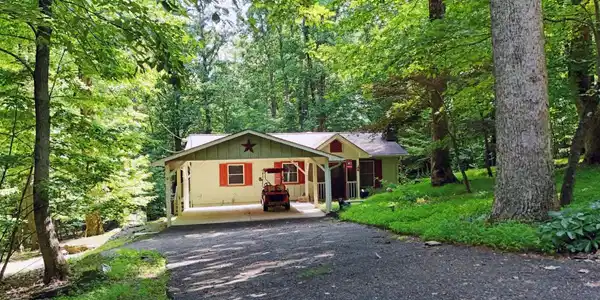 439 Frost Pine Circle, Jasper GA 30143