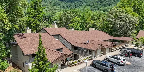239 Shakespeare Drive # 314, Clayton GA 30525