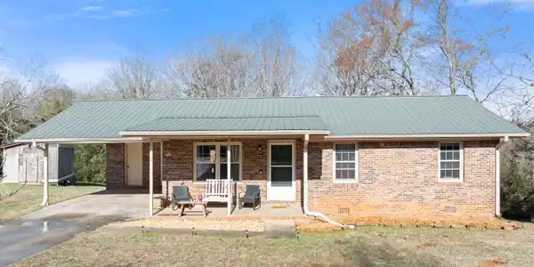 431 Clover Leaf Road, Cleveland GA 30528