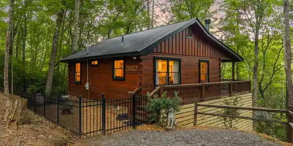 252 Granny Branch Drive, Blue Ridge GA 30513