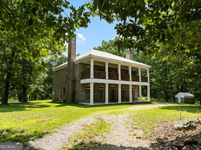 286 Killarney Way, Kingston GA 30145