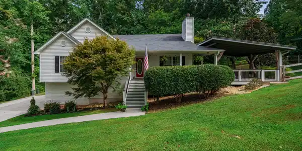 309 Calusa Place, Ball Ground GA 30107