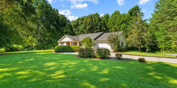 23 High Meadow Trail, Cleveland GA 30528