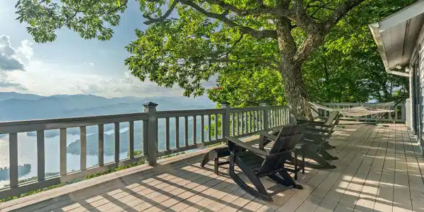 614 Charmont Drive, Tiger GA 30576