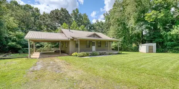 723 Bugscuffle Road, Hiawassee GA 30546