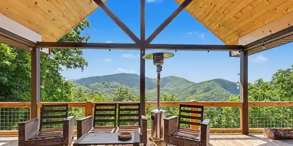 2379 Ridgepole Drive, Sky Valley GA 30537