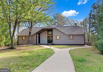 85 International Village Drive, Helen GA 30545