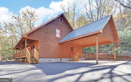 1056 Sweetwater Drive, Clarkesville GA 30523