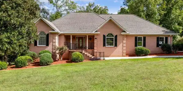 141 Willows Court, Cleveland GA 30528