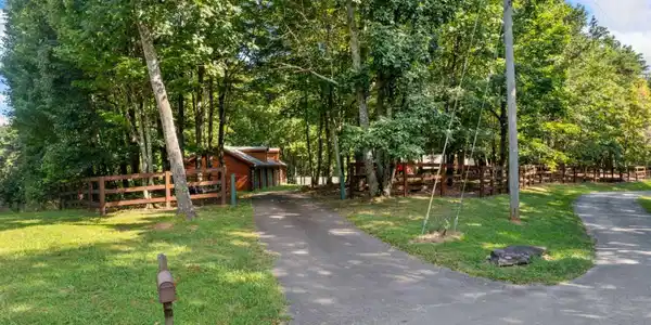 5 Tally Mountain Road N, Jasper GA 30143