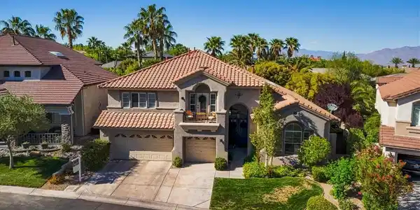 10000 Charlemont Drive