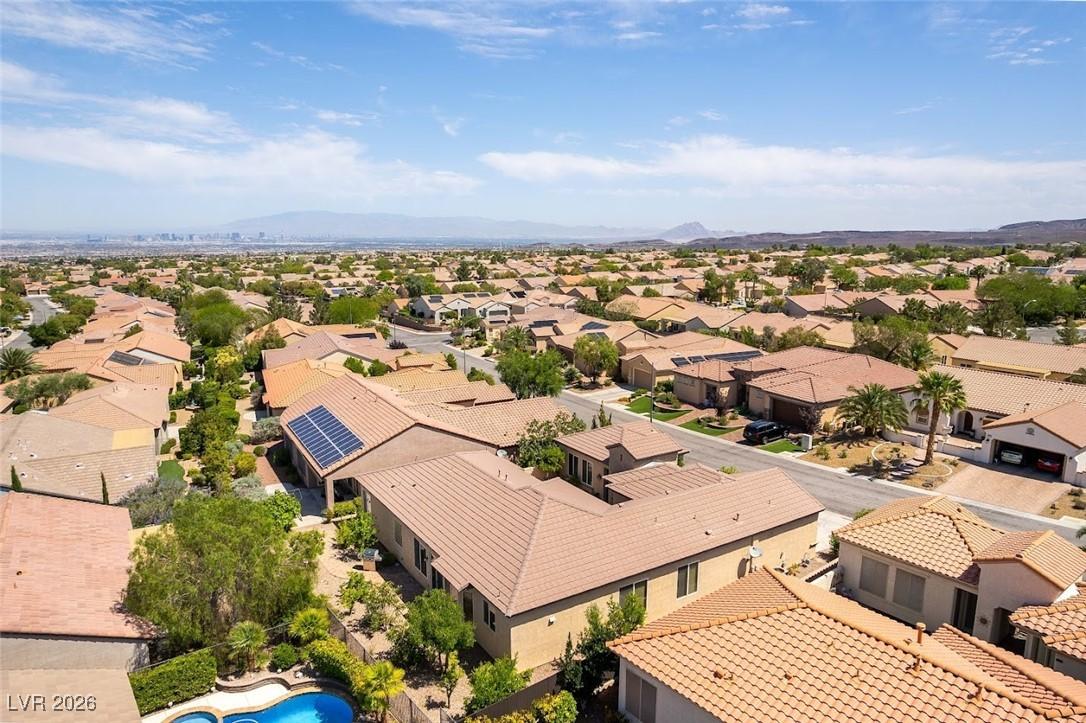 Image 4: Backyard aerial view