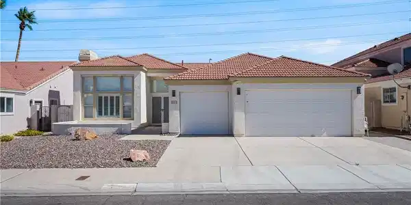 3004 Red Bay Way