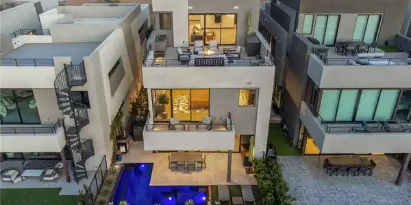 38 Promenade Isle Lane