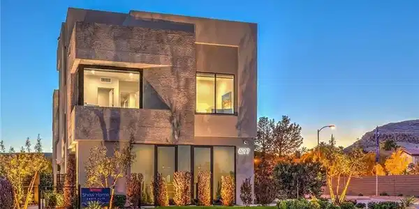 4077 Heron Fairway Drive