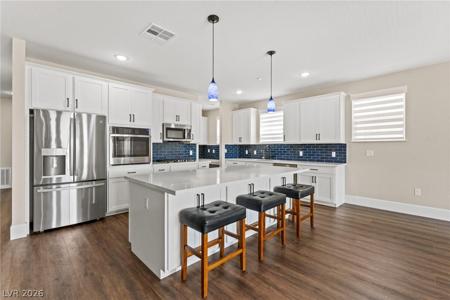 2555 Hampton Road