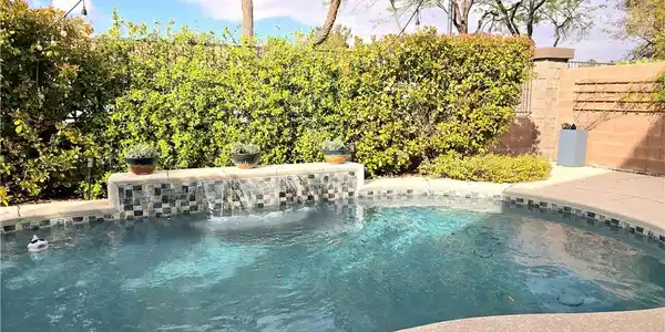 2434 Amoretti Street