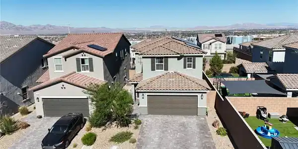 5390 Zacatin Court