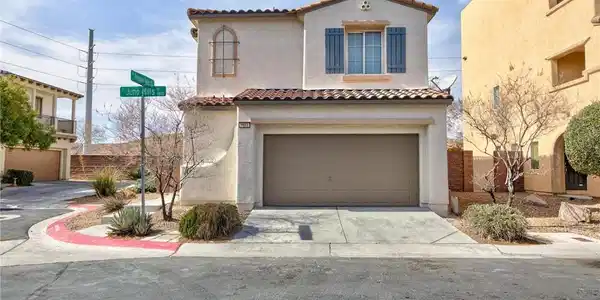 9881 Juno Hills Street