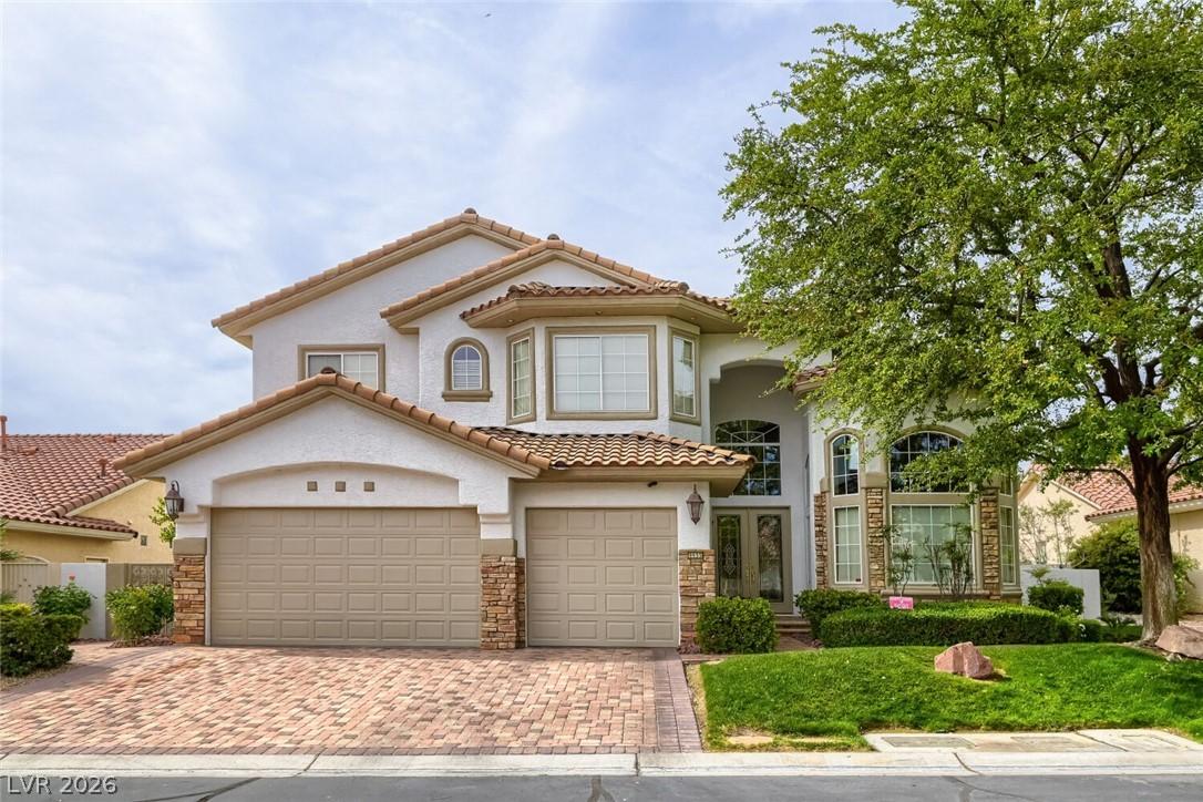 Image 3: Exquisite Residence located within the Guard Gated