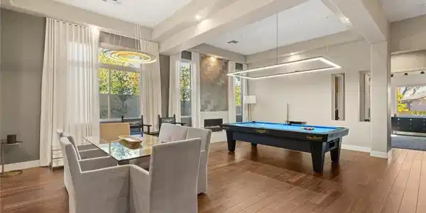 109 AVENTURA Street