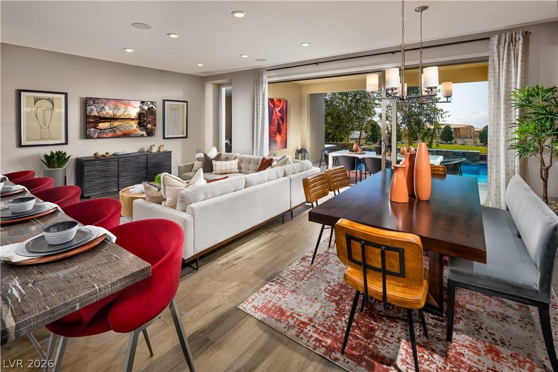 Image 3: Model Home Photo
