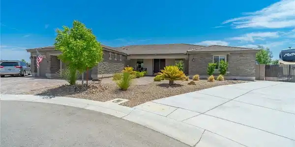4420 N Bonita Vista Street