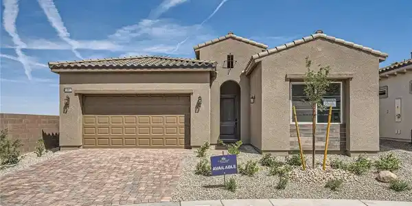 66 Ibiza Lake Drive