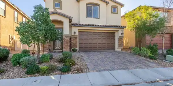 5356 Mountain Garland Lane