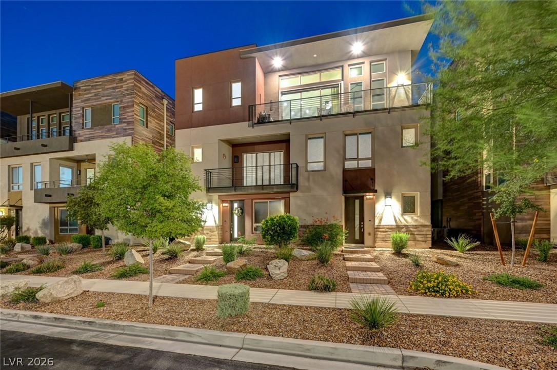 Image 2: Modern architecture and tiered landscaping elevate
