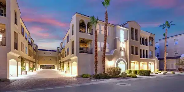 2555 Hampton Road