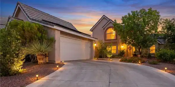6568 Bradford Lane