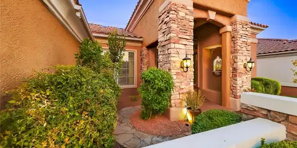 Image 4: Enclosed stone courtyard entry