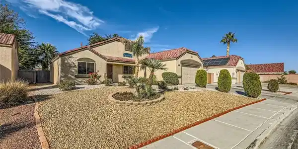 2514 Tropical Sands Avenue