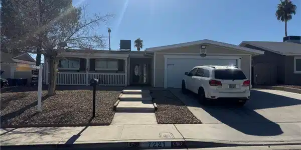 7221 Tempest Place