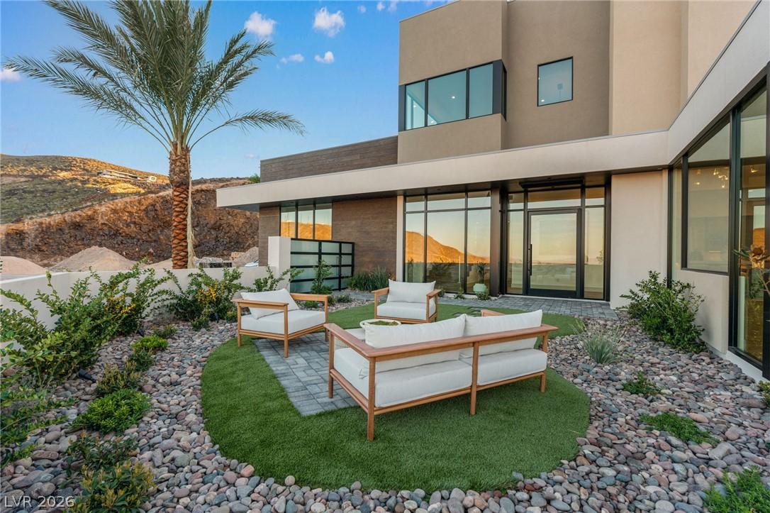 Image 3: Modern desert oasis featuring a minimalist exterio