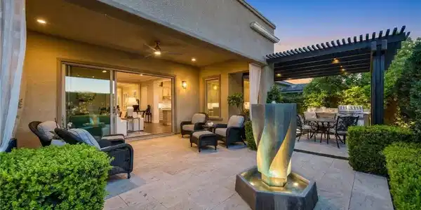 6761 Silver Crescent Street