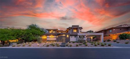 29 Soaring Bird Court