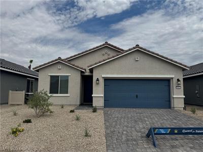 3233 Lunar Crater Avenue