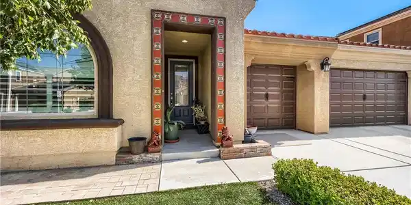 1017 CLAYSTONE RIDGE Avenue