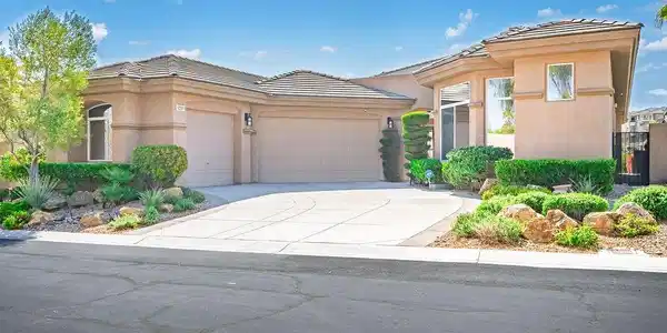 9233 Canyon Mesa Drive