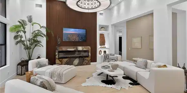 55 Avenida Sorrento